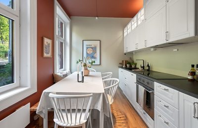 085_0222037b-3738-485e-b6c5-8c7f37ca9580